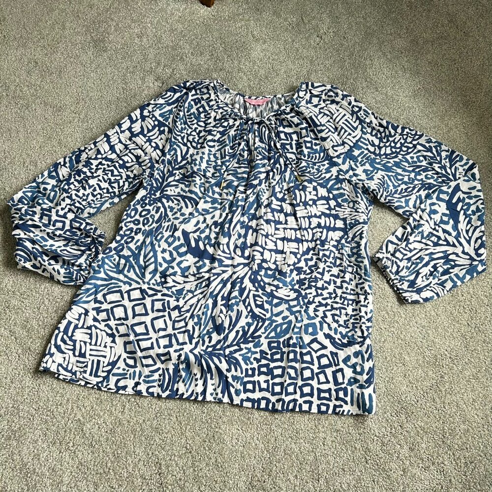 - Lilly Pulitzer Willa Top Flowy Blue & White Keyhole Neck Strings LARGE - P2321 - Picture 2 of 9